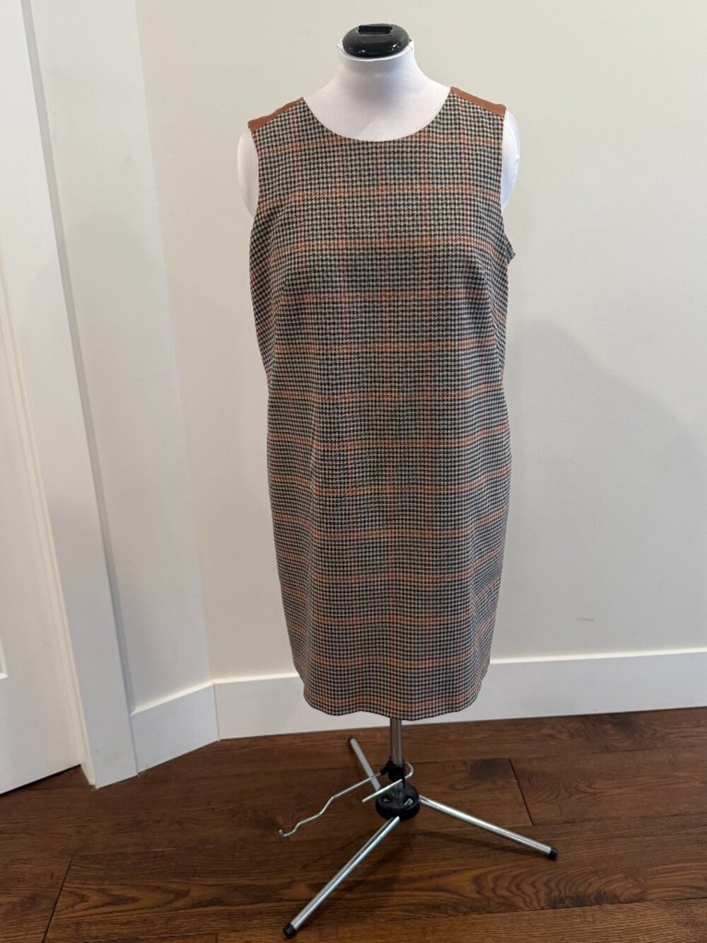 Esprit sleeveless sheath dress
